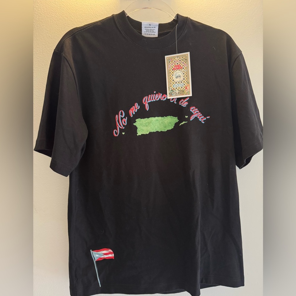 Bad Bunny Residencia en el Choli T-Shirt 'No me quiero ir de aqui' Size S